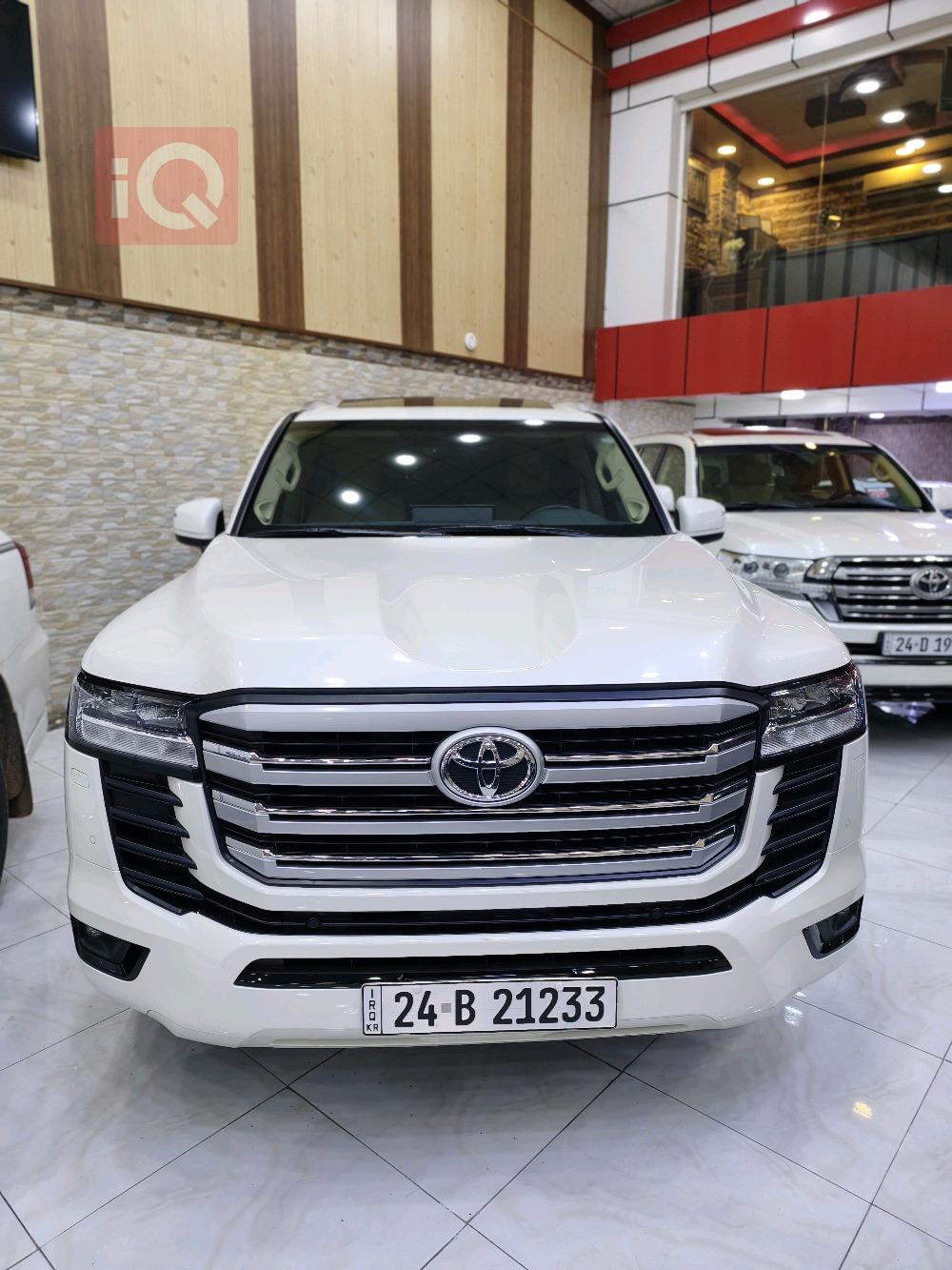 تويوتا لاندكروزر